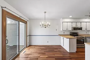 2511 Rose Ave E, Maplewood, MN 55119 - Photo 6