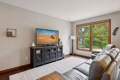 920 Ramsey Street, Hastings, MN 55033 - Photo 8