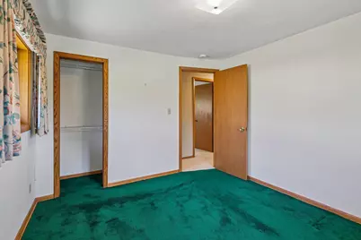 2526 Bittersweet Lane, Maplewood, MN 55109 - Photo 16