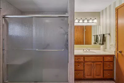 2526 Bittersweet Lane, Maplewood, MN 55109 - Photo 12