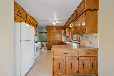 2526 Bittersweet Lane, Maplewood, MN 55109 - Photo 8