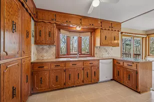 2526 Bittersweet Ln, Maplewood, MN 55109 - Photo 6