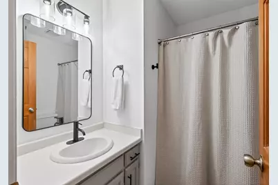 383 Tessier Circle, Vadnais Heights, MN 55127 - Photo 30