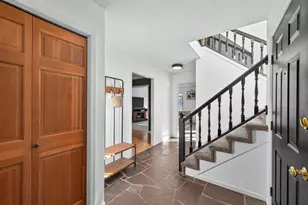 383 Tessier Cir, Vadnais Heights, MN 55127 - Photo 4