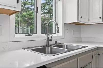 383 Tessier Circle, Vadnais Heights, MN 55127 - Photo 22