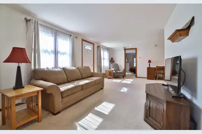 210 4th Avenue SW, Long Prairie, MN 56347 - Photo 8