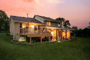 1188 Winter Ct, Hastings, MN 55033 - Photo 2