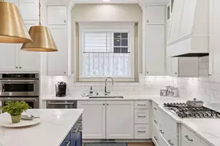 4900 Hawthorne Ct, Edina, MN 55436 - Photo 12