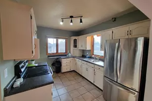 924 13th Ave S, Saint Cloud, MN 56301 - Photo 2