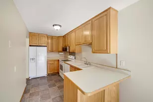 2305 E 122nd St, Burnsville, MN 55337 - Photo 12