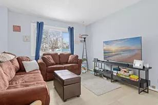 5704 84 1/2 Ave N, Brooklyn Park, MN 55443 - Photo 4