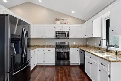 7269 Bancroft Way, Inver Grove Heights, MN 55077 - Photo 4