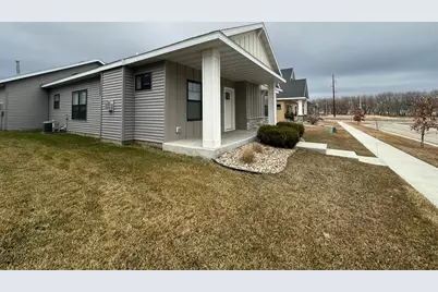 5683 Harvest Moon Boulevard NW, Rochester, MN 55901 - Photo 2