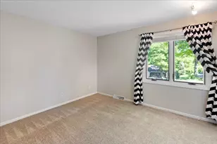 8017 Tierneys Woods Curv, Bloomington, MN 55438 - Photo 26