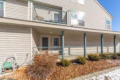 104 Morningside Drive NE, Hutchinson, MN 55350 - Photo 2