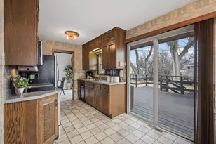 5526 Unity Ave N, Crystal, MN 55429 - Photo 4