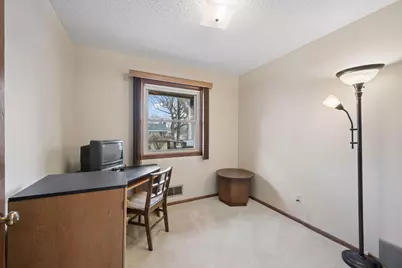 5526 Unity Avenue N, Crystal, MN 55429 - Photo 16