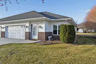 810 2nd St NW, New Prague, MN 56071 - Photo 2