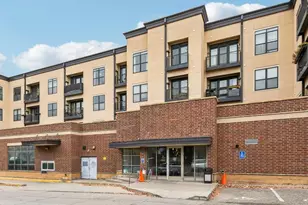 15 E Franklin Ave, Minneapolis, MN 55404 - Photo 1