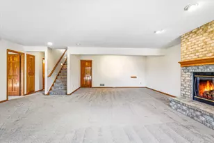 18045 39th Pl N, Plymouth, MN 55446 - Photo 34