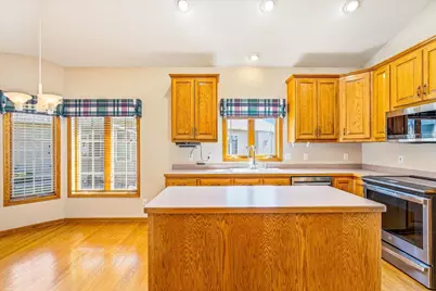 18045 39th Place N, Plymouth, MN 55446 - Photo 6