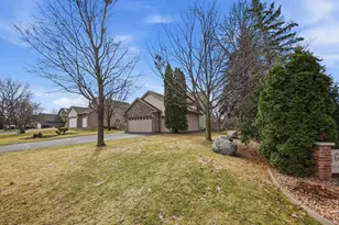 5041 Marigold Ave N, Brooklyn Park, MN 55443 - Photo 6