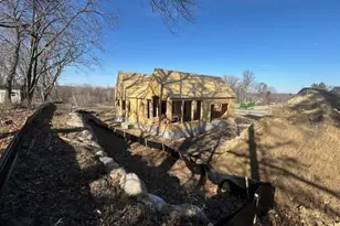 2683 Lakeview Ct, Little Canada, MN 55117 - Photo 6