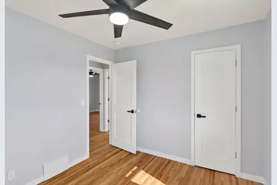 8912 Tretbaugh Drive, Bloomington, MN 55431 - Photo 32