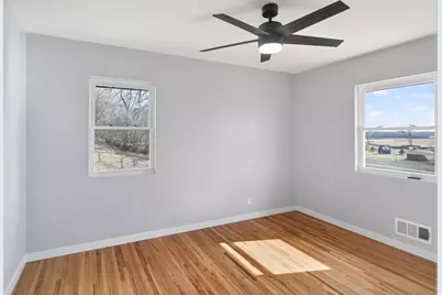 8912 Tretbaugh Drive, Bloomington, MN 55431 - Photo 28