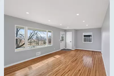 8912 Tretbaugh Drive, Bloomington, MN 55431 - Photo 20