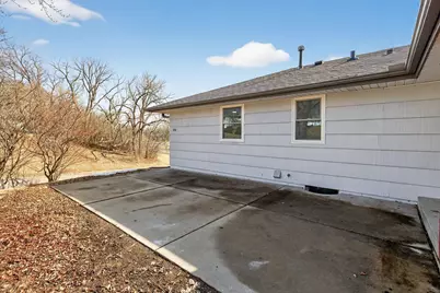 8912 Tretbaugh Drive, Bloomington, MN 55431 - Photo 48