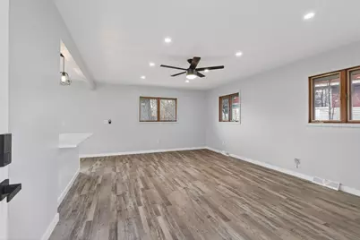 8912 Tretbaugh Drive, Bloomington, MN 55431 - Photo 8