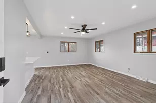 8912 Tretbaugh Dr, Bloomington, MN 55431 - Photo 8