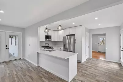 8912 Tretbaugh Drive, Bloomington, MN 55431 - Photo 12