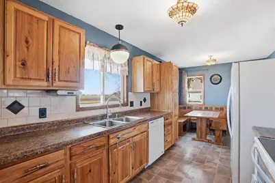 28761 Sleepy Hollow Road, Winthrop, MN 55396 - Photo 6