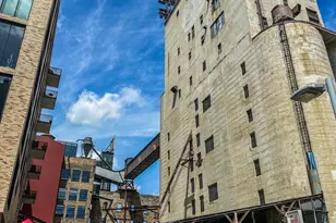 901 S 2nd St, Minneapolis, MN 55415 - Photo 28