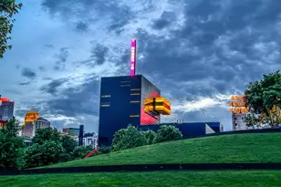 901 S 2nd St, Minneapolis, MN 55415 - Photo 30