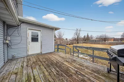 431 E 13th Street, Saint Charles, MN 55972 - Photo 8