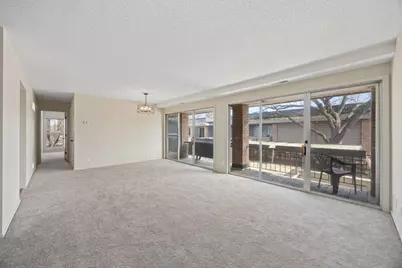 6320 Barrie Road #2B, Edina, MN 55435 - Photo 2