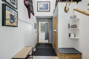 441 Pleasant Ln, Chaska, MN 55318 - Photo 2