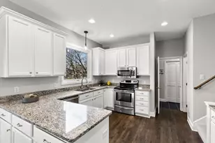 17183 Trenton Ln, Eden Prairie, MN 55347 - Photo 4