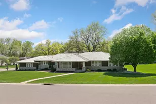 6601 Dovre Dr, Edina, MN 55436 - Photo 32