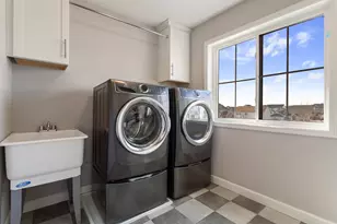 5366 Pine Island Rd, Woodbury, MN 55129 - Photo 22