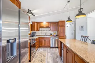 1026 Monroe St N, Hudson, WI 54016 - Photo 10