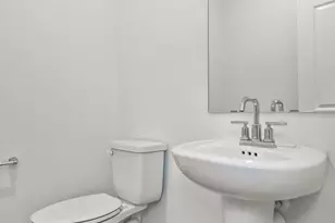 18310 Gladiator Dr, Lakeville, MN 55068 - Photo 16