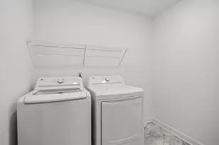 18310 Gladiator Dr, Lakeville, MN 55068 - Photo 16