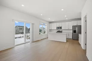 18310 Gladiator Dr, Lakeville, MN 55068 - Photo 2