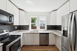 987 Dayton Ave, Saint Paul, MN 55104 - Photo 12