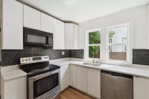 987 Dayton Ave, Saint Paul, MN 55104 - Photo 14