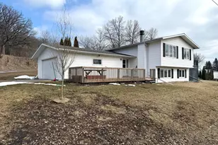 370 Monument Dr, Morton, MN 56270 - Photo 2